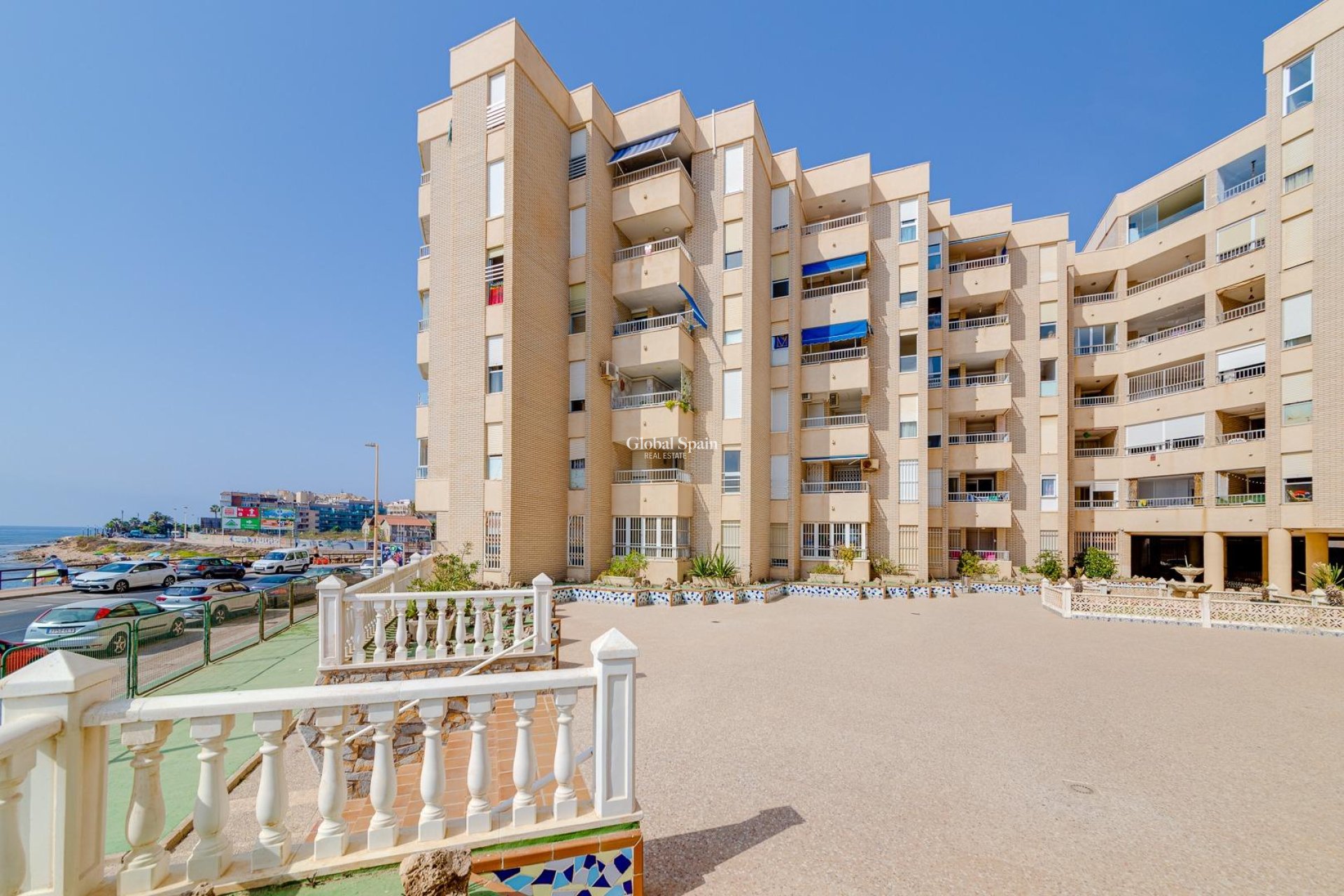 Venta - APARTAMENTO -
TORREVIEJA - Center