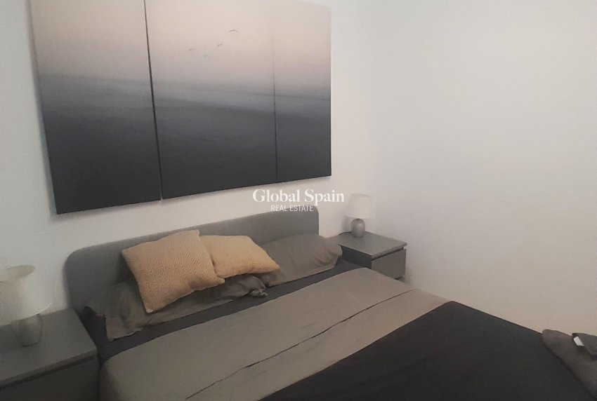 Venta - APARTAMENTO -
TORREVIEJA - Center