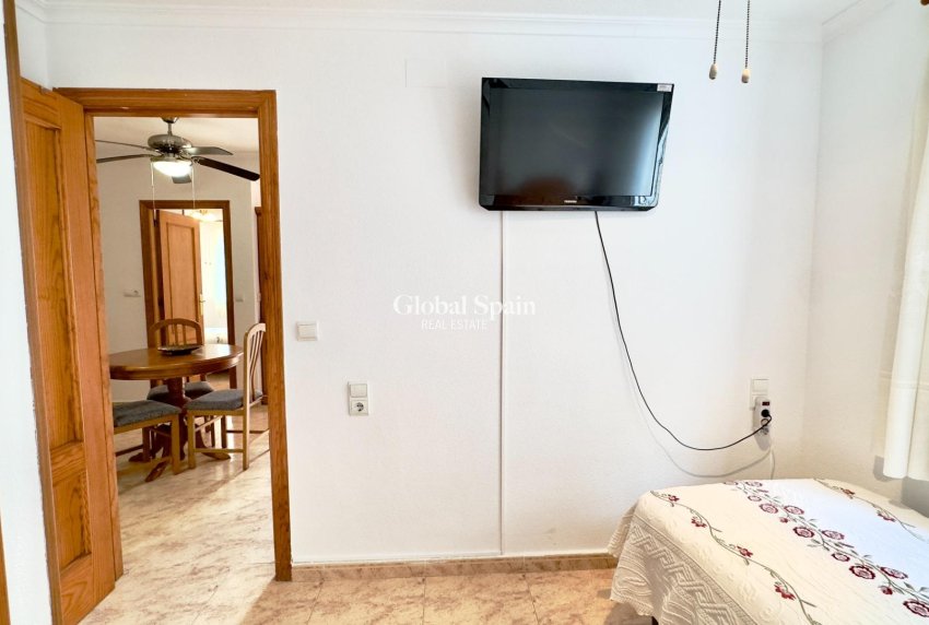 Venta - APARTAMENTO -
TORREVIEJA - Center