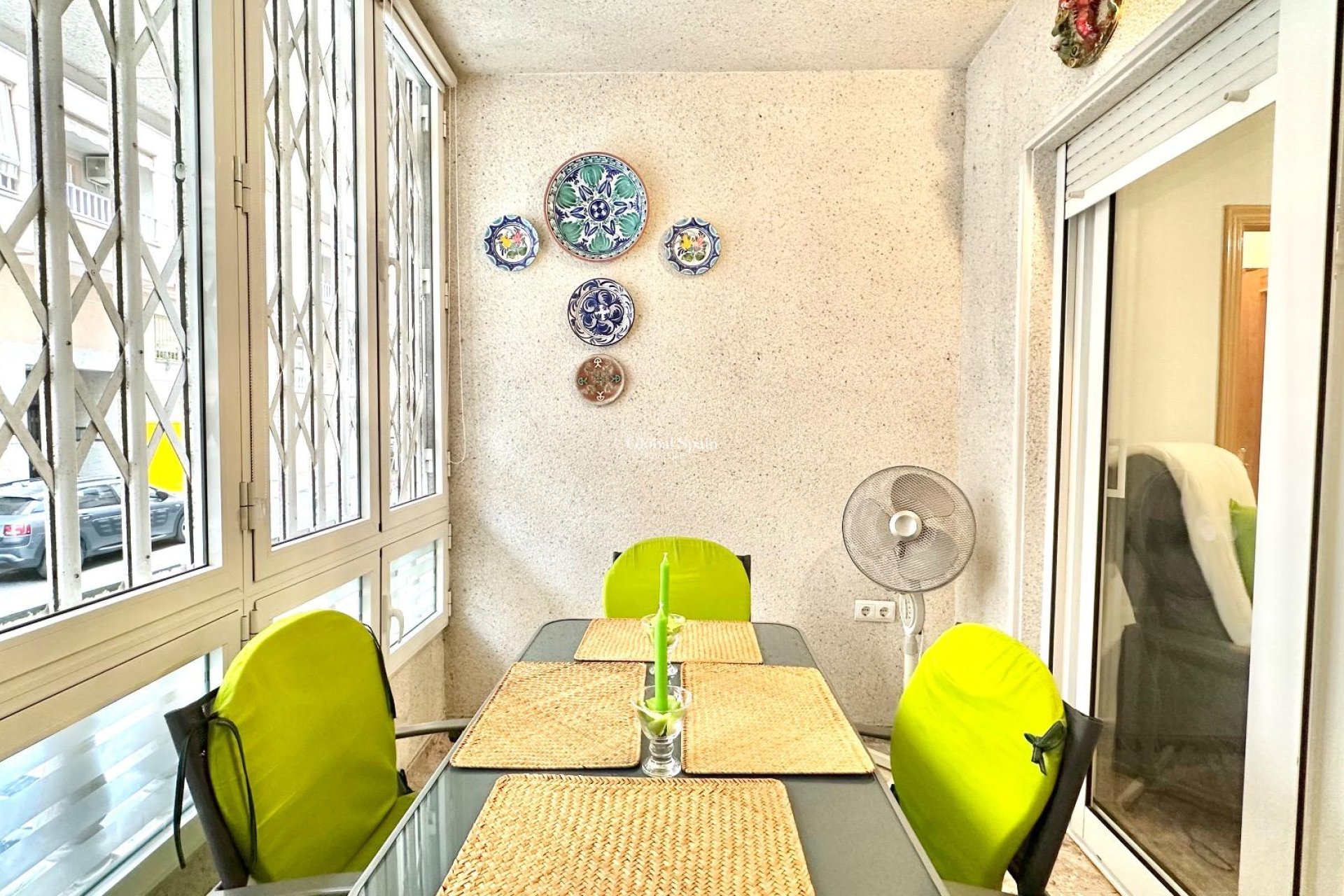 Venta - APARTAMENTO -
TORREVIEJA - Center