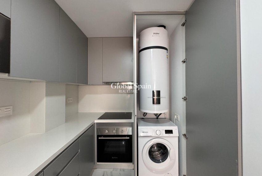 Venta - APARTAMENTO -
TORREVIEJA - Center