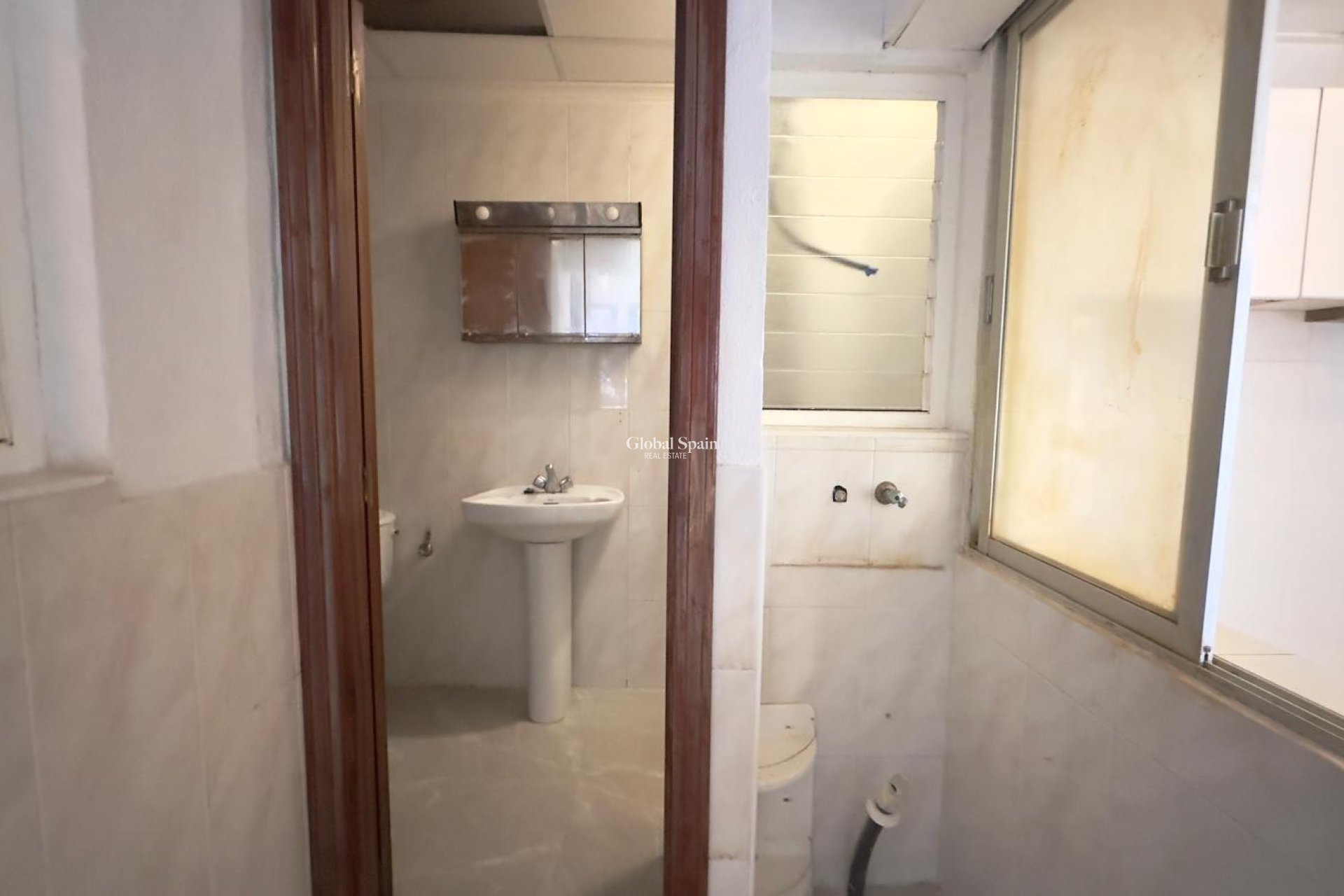 Venta - APARTAMENTO -
TORREVIEJA - Center