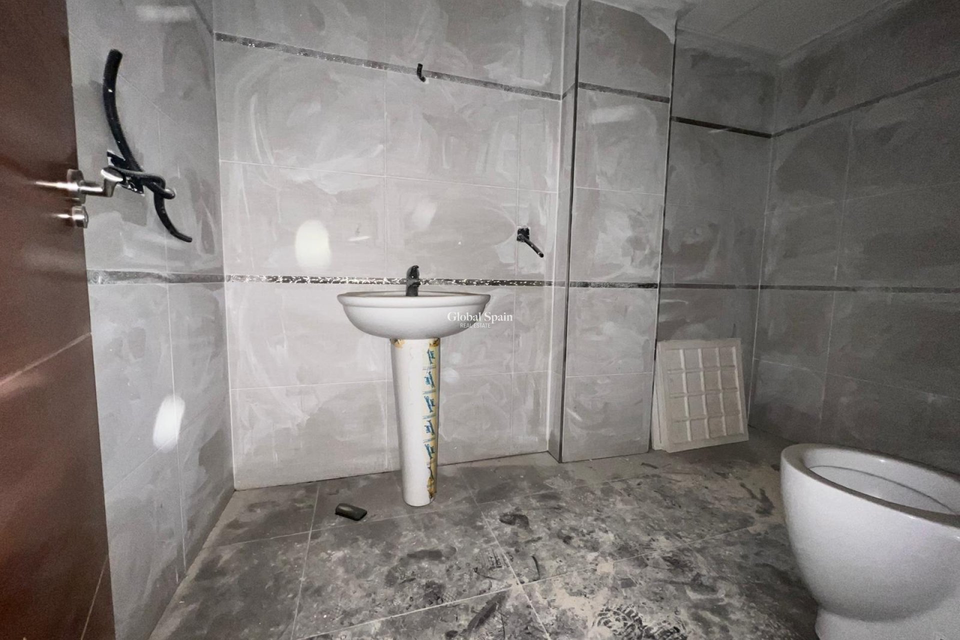 Venta - APARTAMENTO -
TORREVIEJA - Center