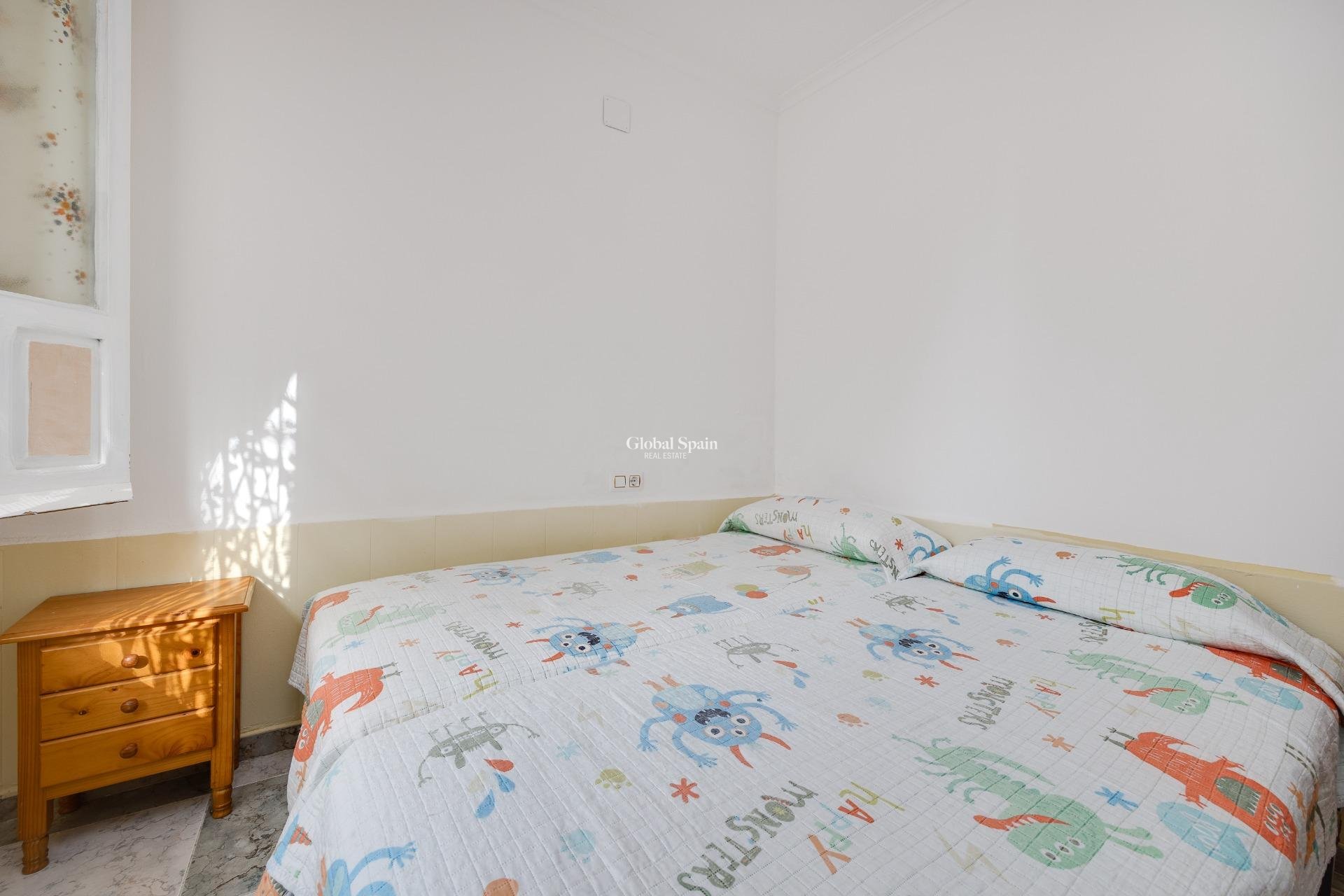 Venta - APARTAMENTO -
TORREVIEJA - Center