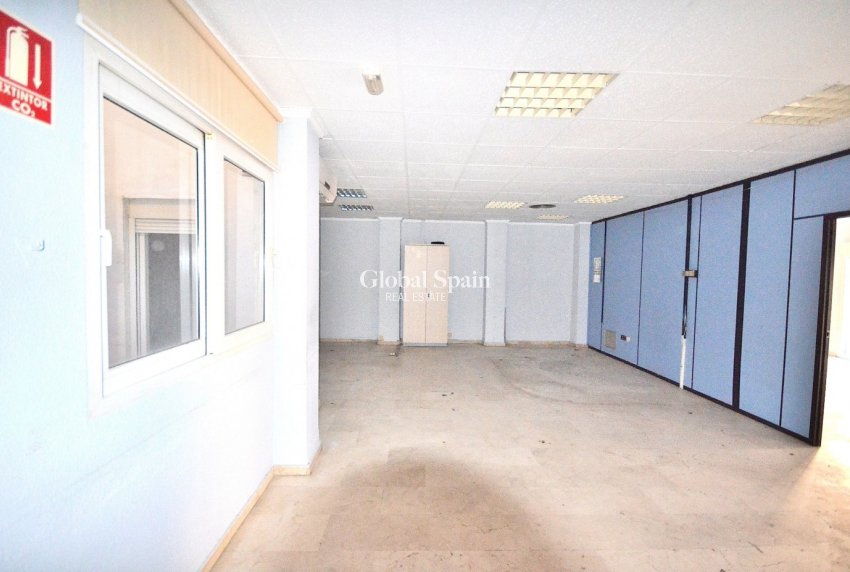 Venta - APARTAMENTO -
TORREVIEJA - Center