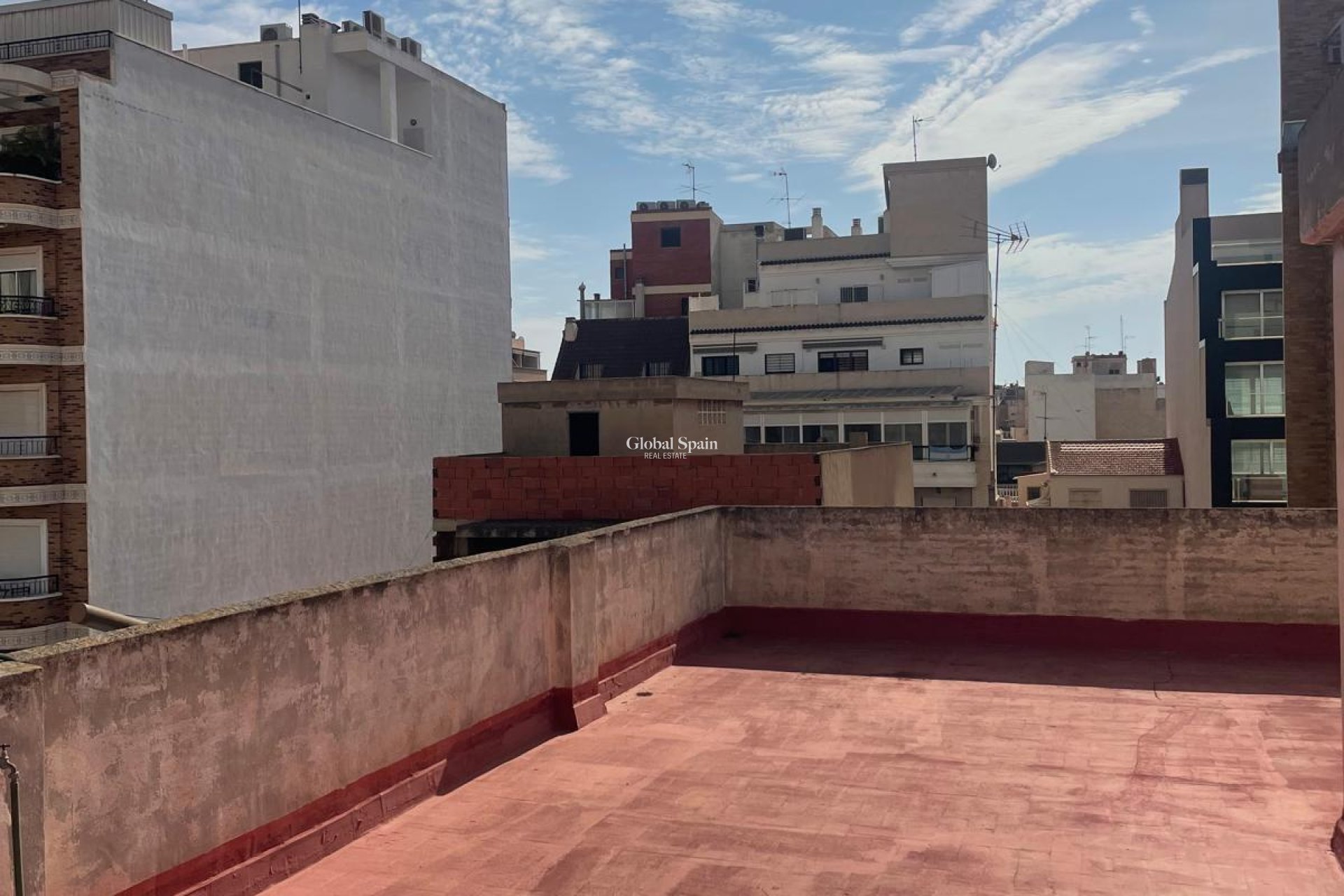 Venta - APARTAMENTO -
TORREVIEJA - Center