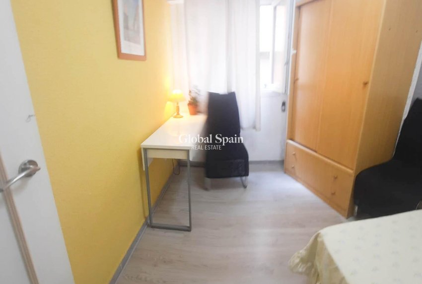 Venta - APARTAMENTO -
TORREVIEJA - Center