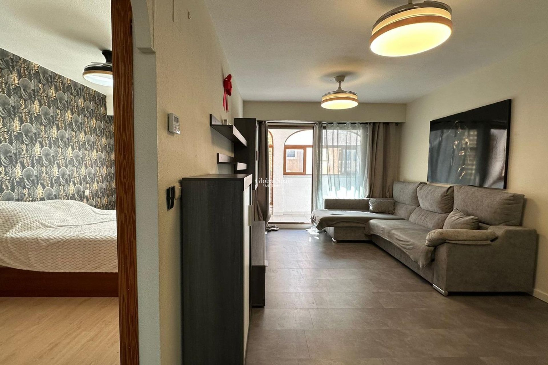 Venta - APARTAMENTO -
TORREVIEJA - Center