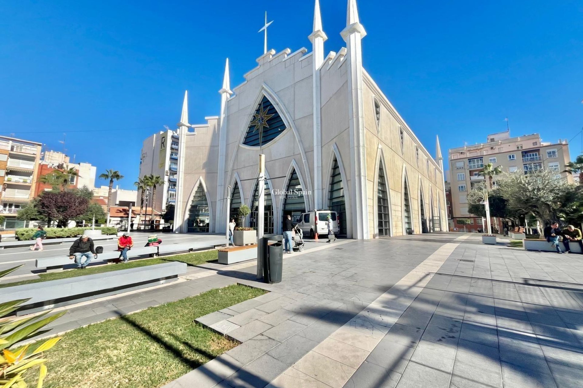 Venta - APARTAMENTO -
TORREVIEJA - Center