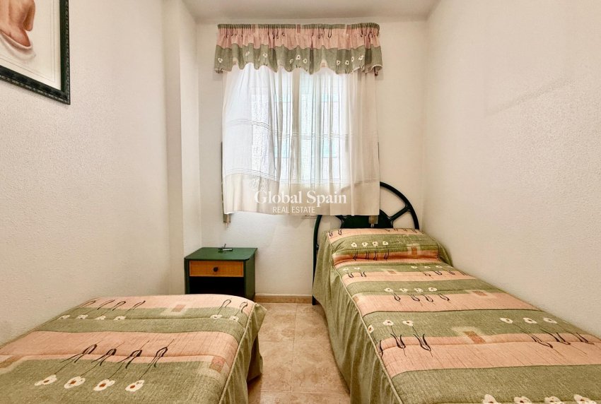 Venta - APARTAMENTO -
TORREVIEJA - Center