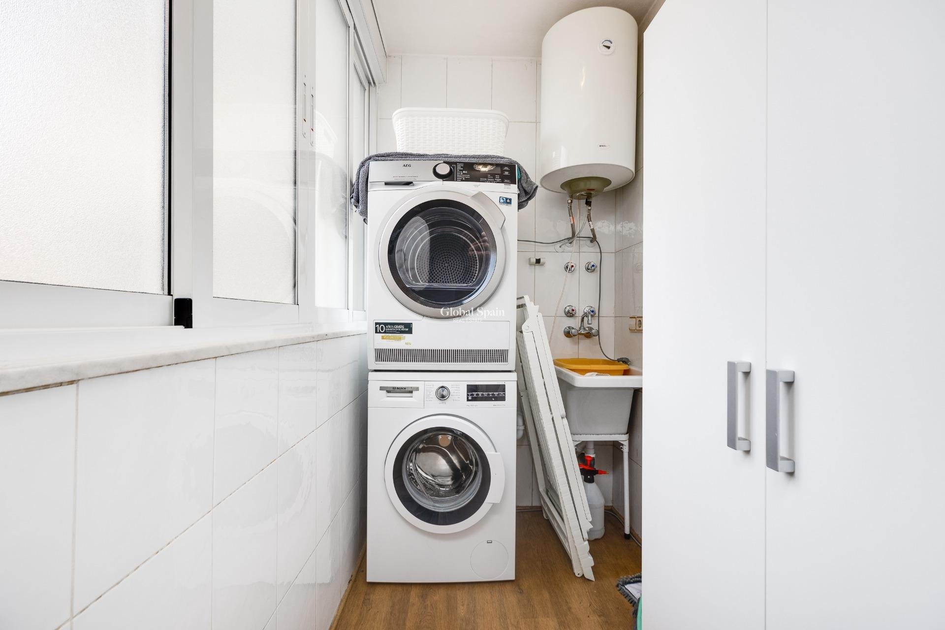 Venta - APARTAMENTO -
TORREVIEJA - Center