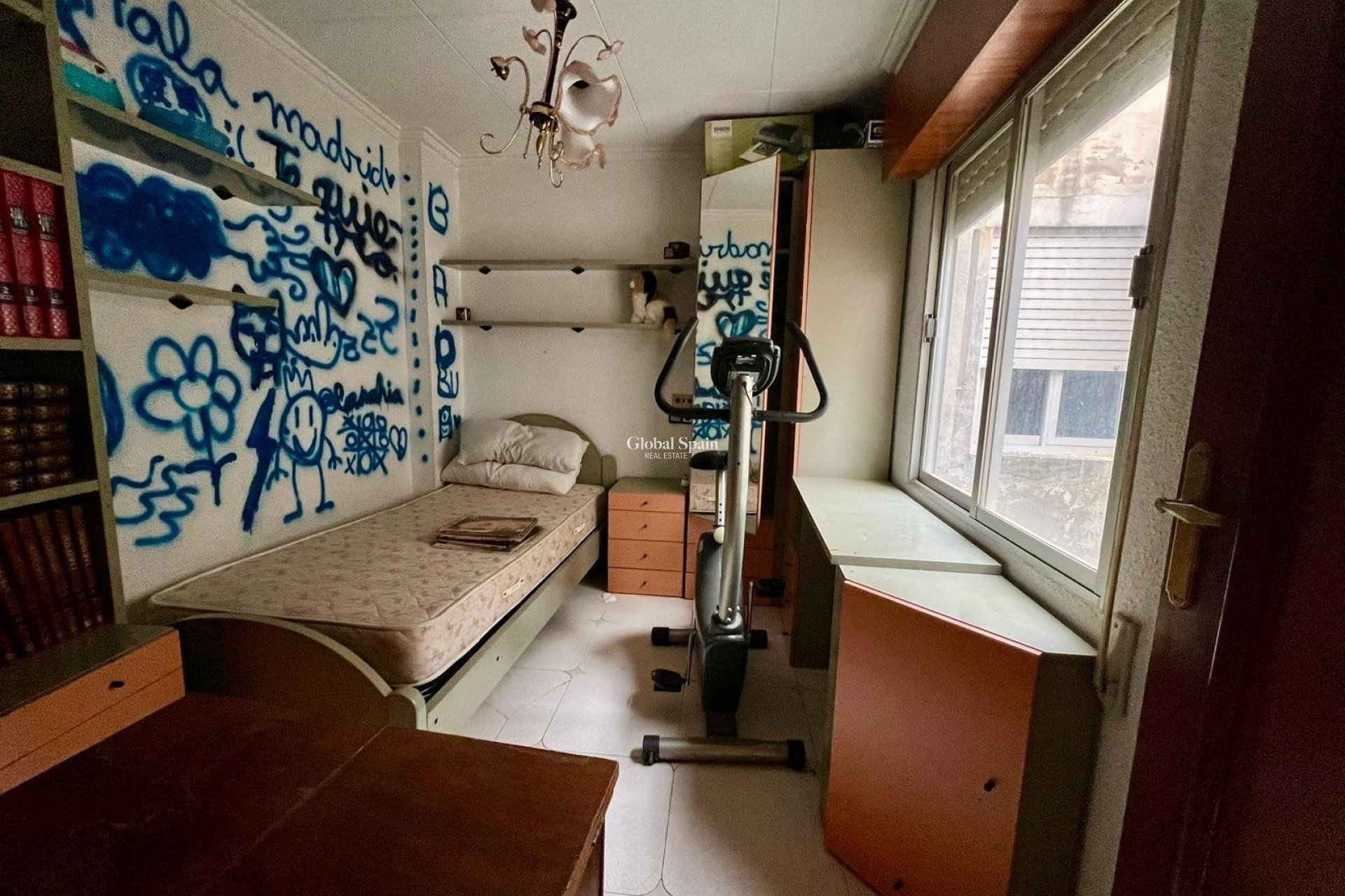 Venta - APARTAMENTO -
TORREVIEJA - Center