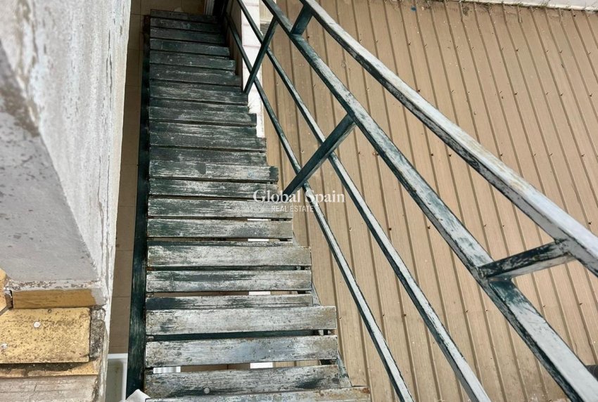 Venta - APARTAMENTO -
TORREVIEJA - Center