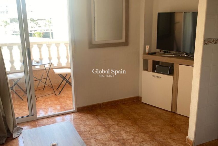 Venta - APARTAMENTO -
TORREVIEJA - Center