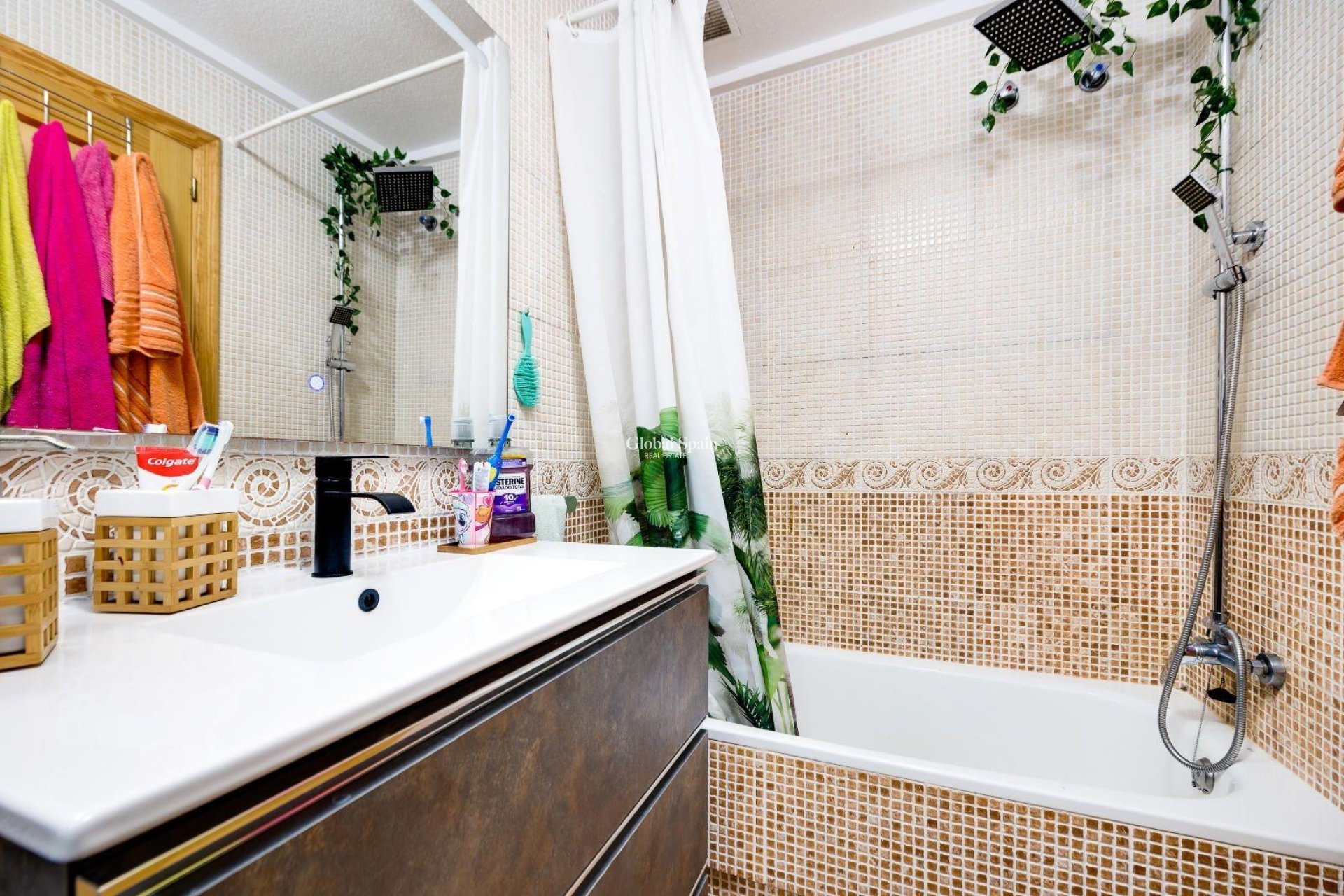 Venta - APARTAMENTO -
TORREVIEJA - Center