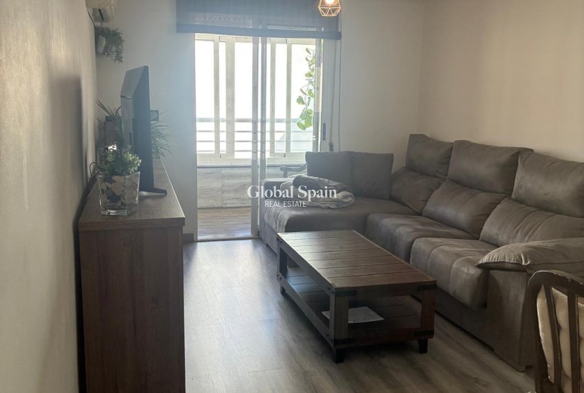 Venta - APARTAMENTO -
TORREVIEJA - Center