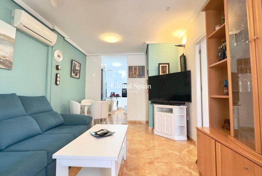 Venta - APARTAMENTO -
TORREVIEJA - Center