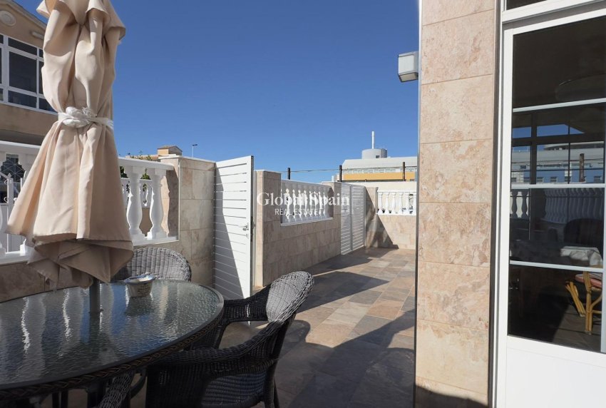 Venta - APARTAMENTO -
TORREVIEJA - Center