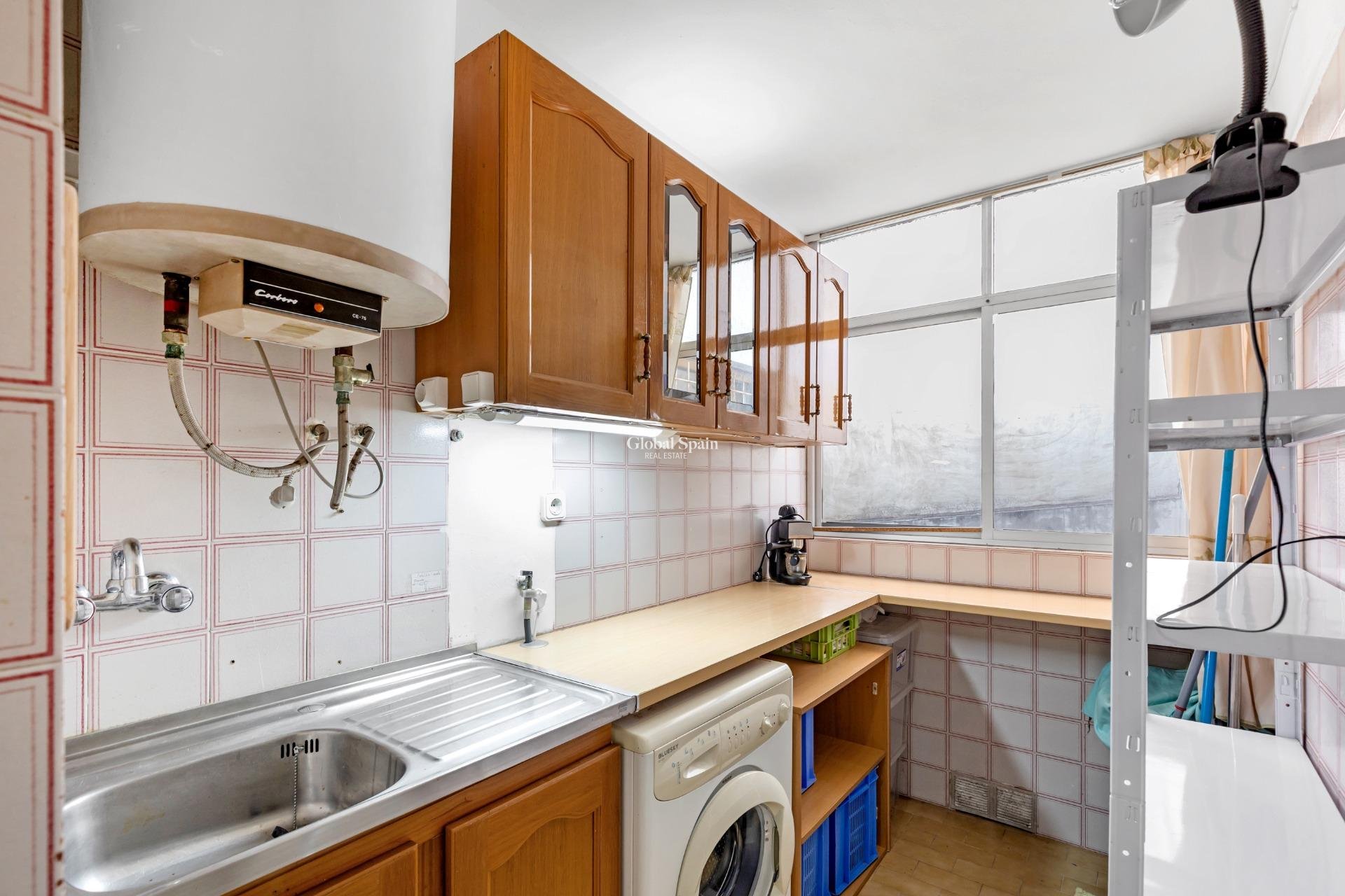 Venta - APARTAMENTO -
TORREVIEJA - Center