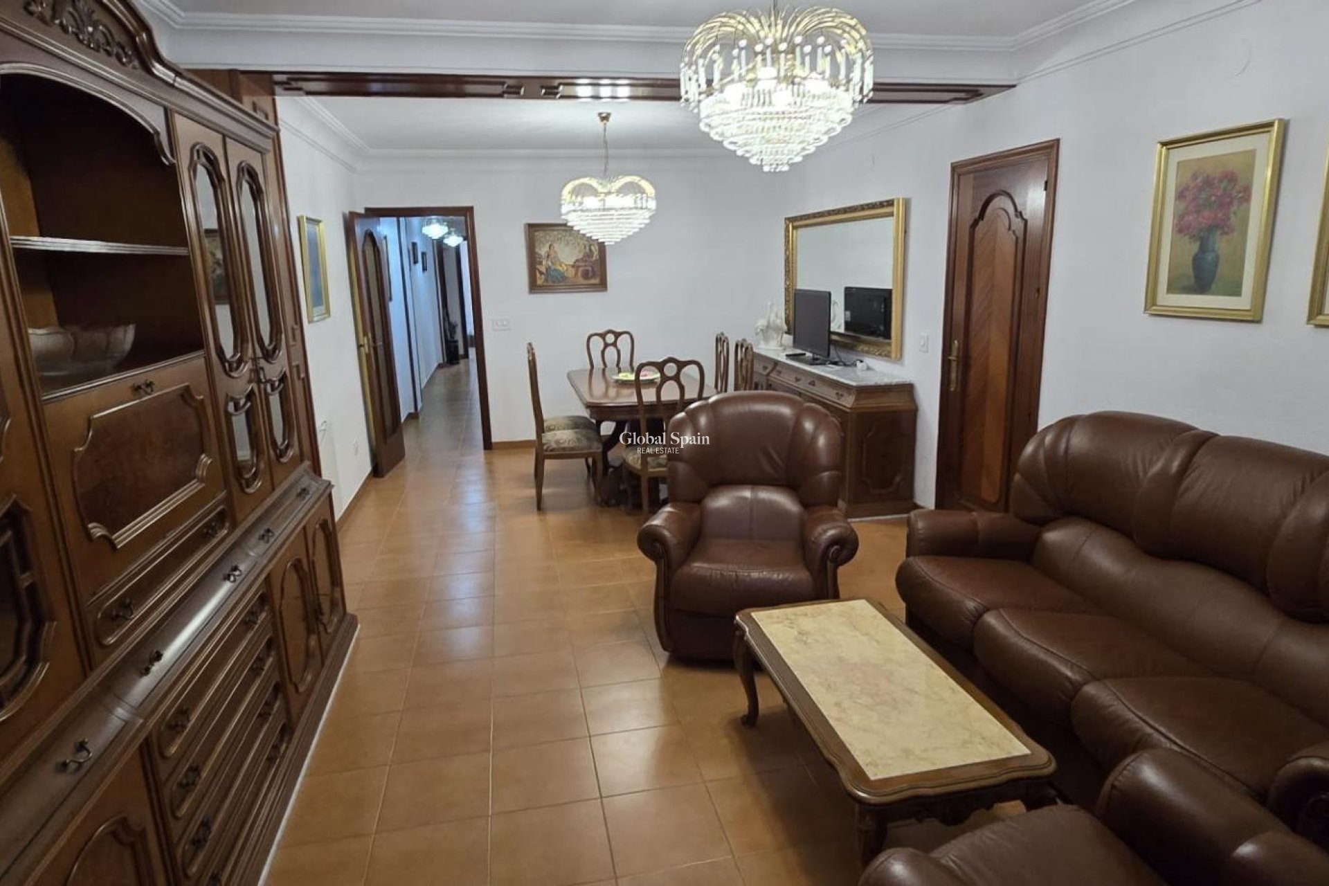 Venta - APARTAMENTO -
TORREVIEJA - Center