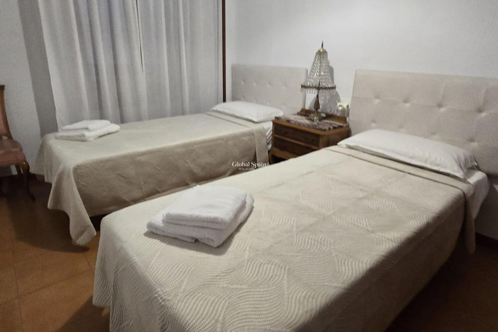 Venta - APARTAMENTO -
TORREVIEJA - Center