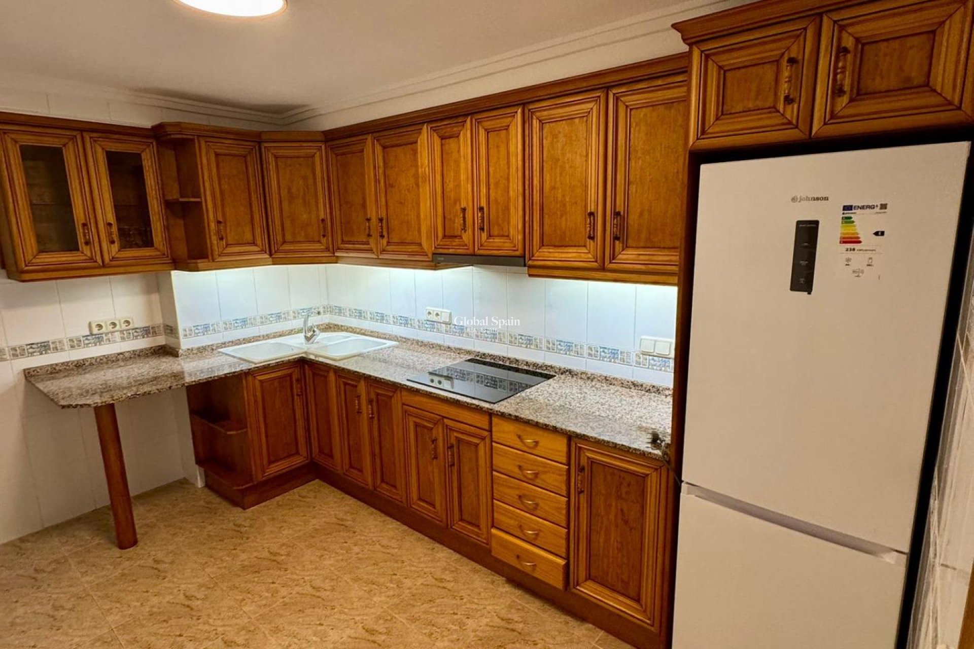 Venta - APARTAMENTO -
TORREVIEJA - Center
