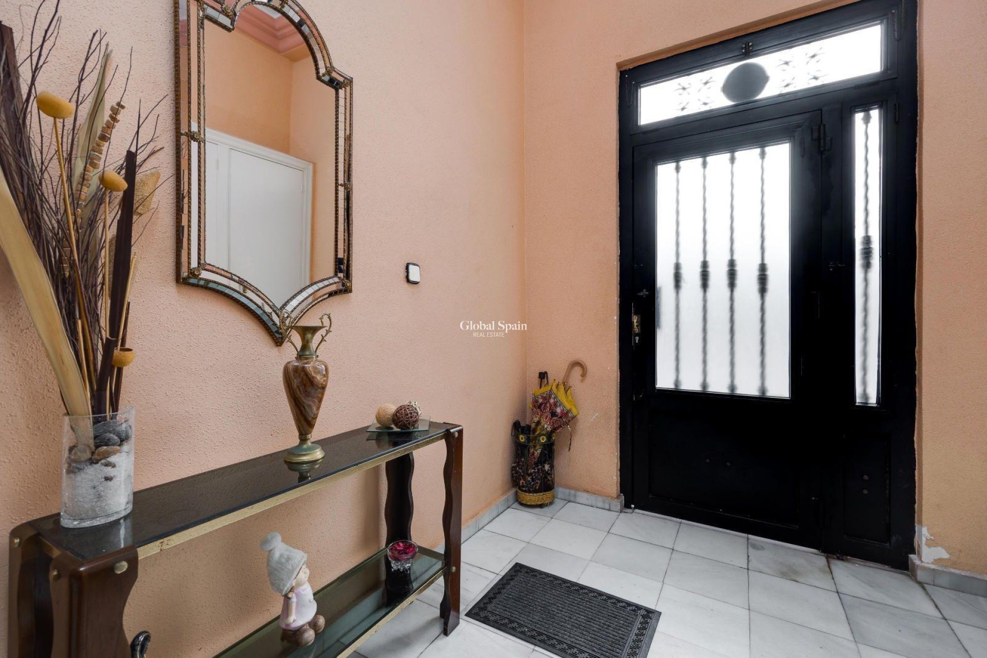 Venta - APARTAMENTO -
TORREVIEJA - Center