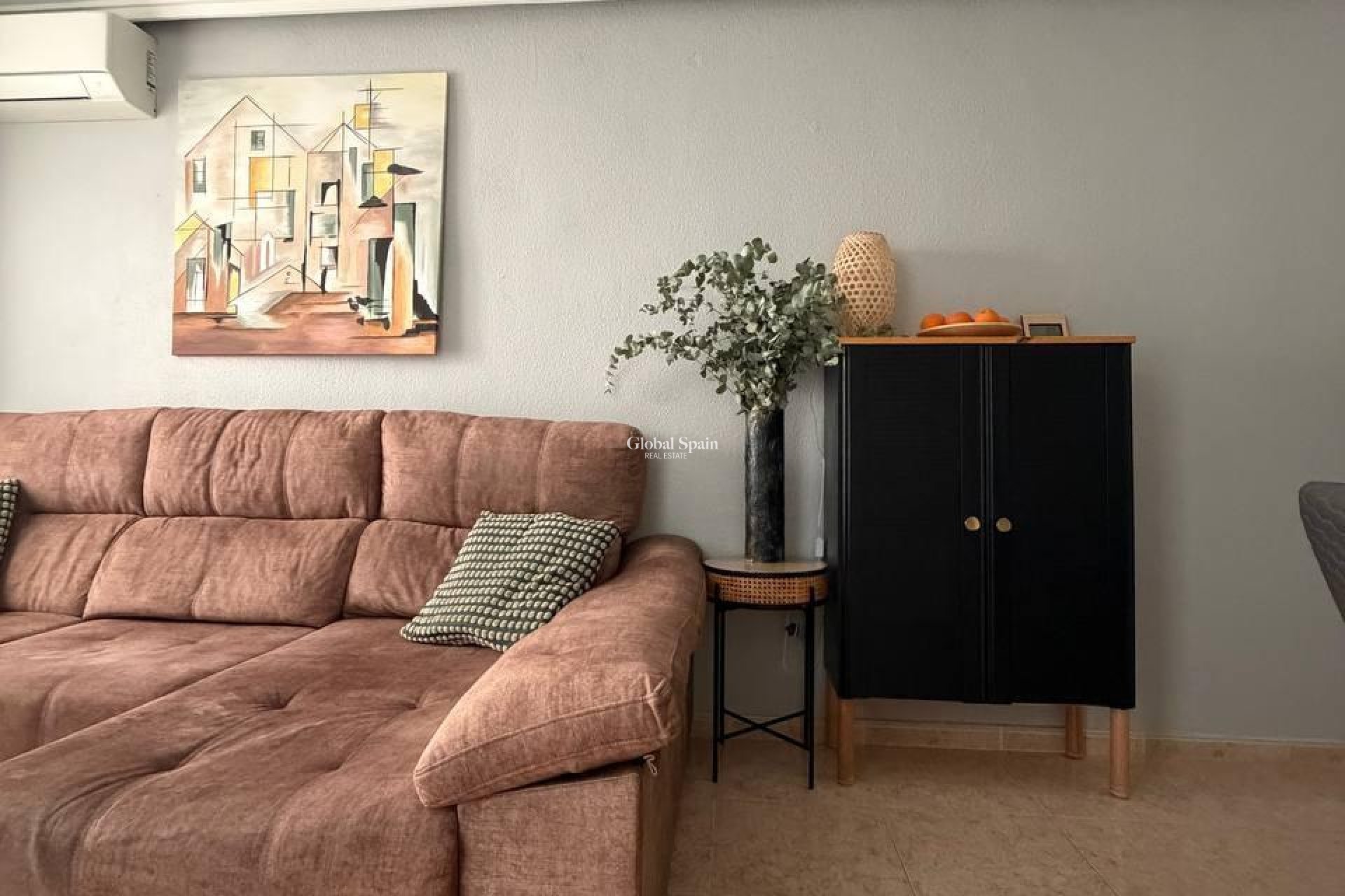Venta - APARTAMENTO -
TORREVIEJA - Center