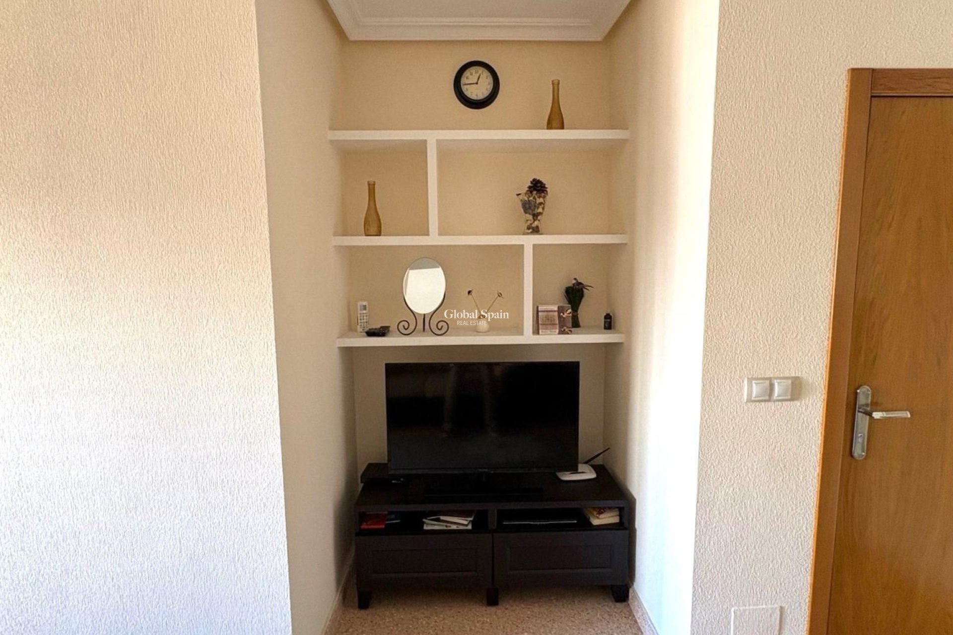 Venta - APARTAMENTO -
TORREVIEJA - Center