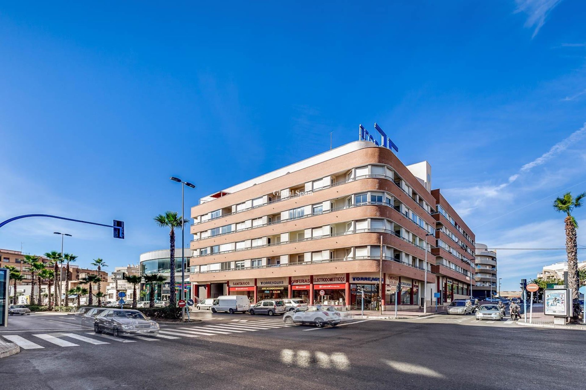 Venta - APARTAMENTO -
TORREVIEJA - Center