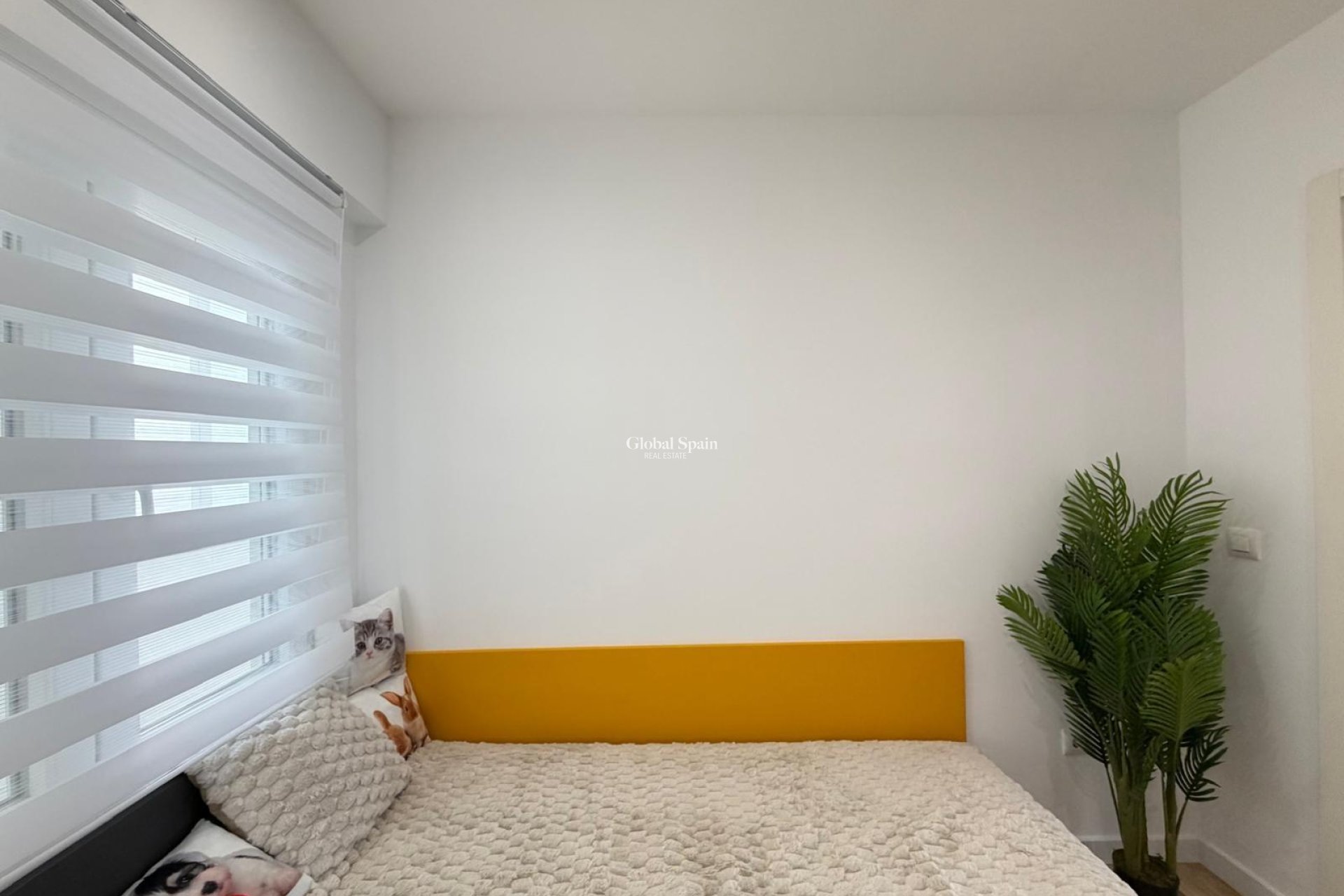 Venta - APARTAMENTO -
TORREVIEJA - Center
