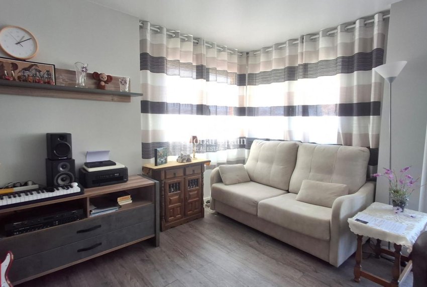 Venta - APARTAMENTO -
TORREVIEJA - Center