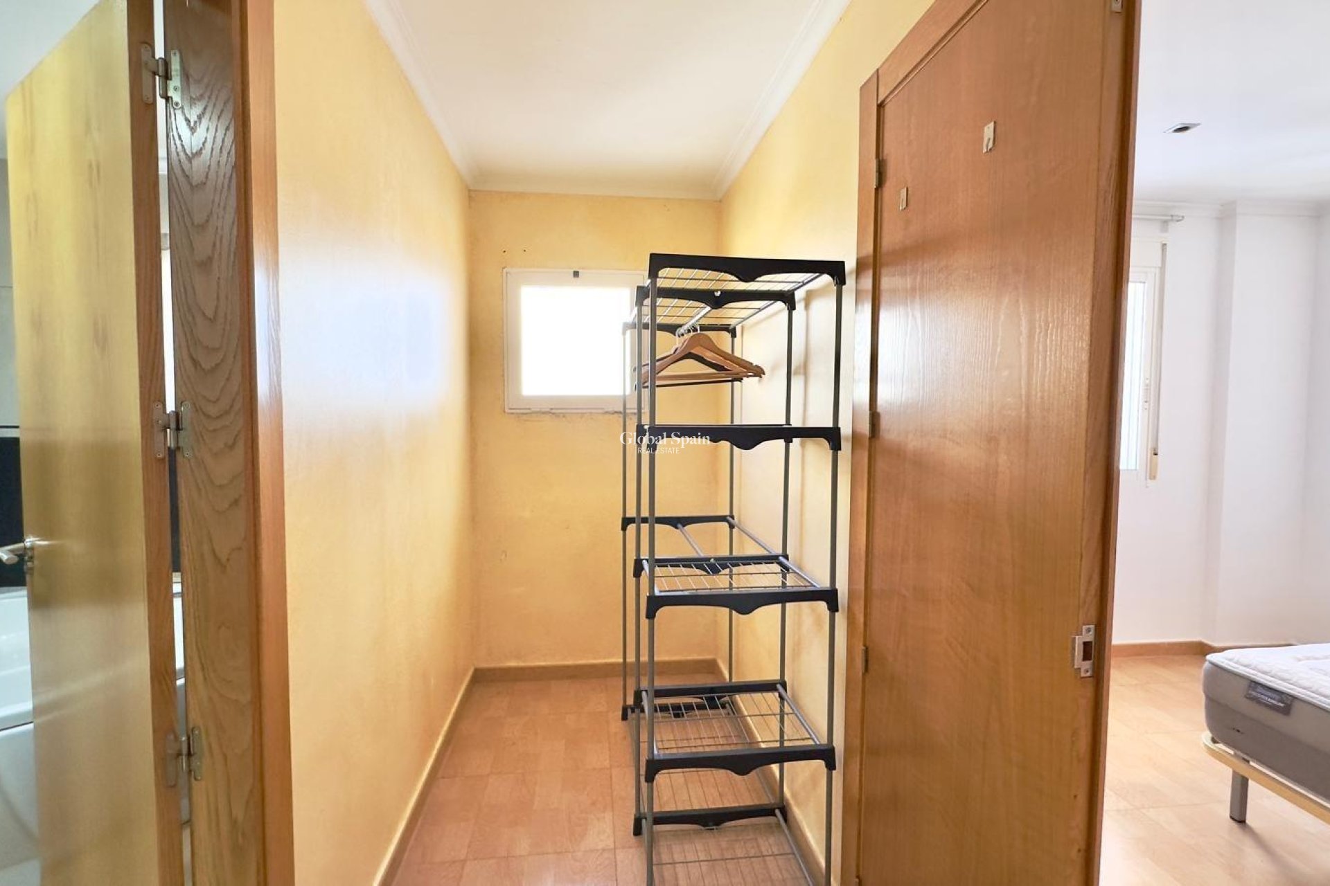Venta - APARTAMENTO -
TORREVIEJA - Center