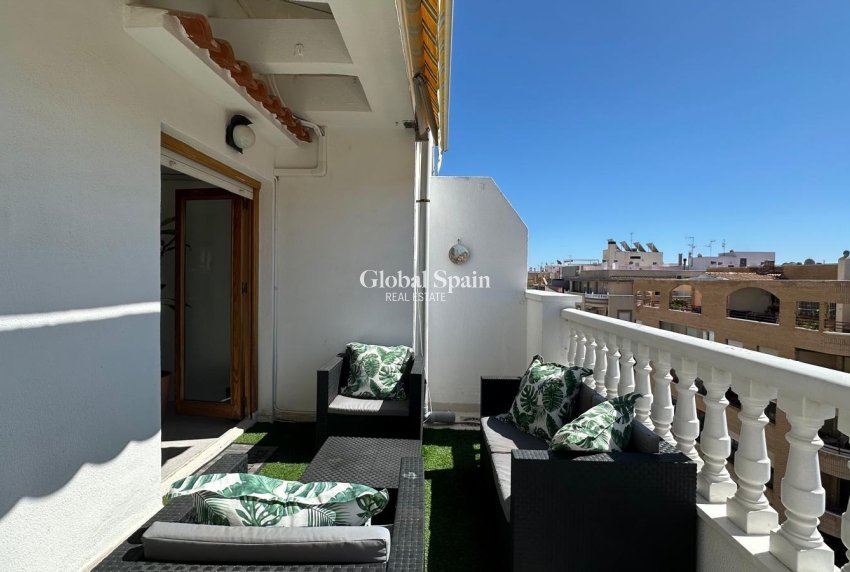 Venta - APARTAMENTO -
TORREVIEJA - Center
