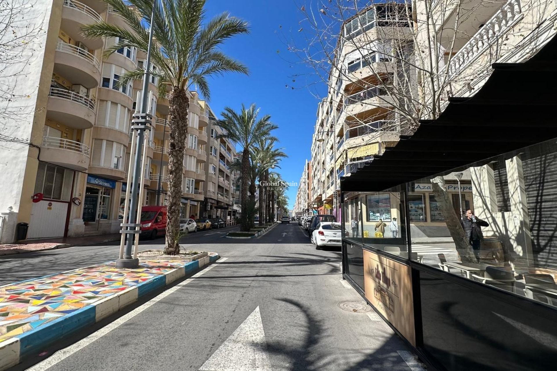 Venta - APARTAMENTO -
TORREVIEJA - Center