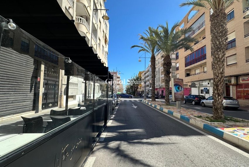 Venta - APARTAMENTO -
TORREVIEJA - Center