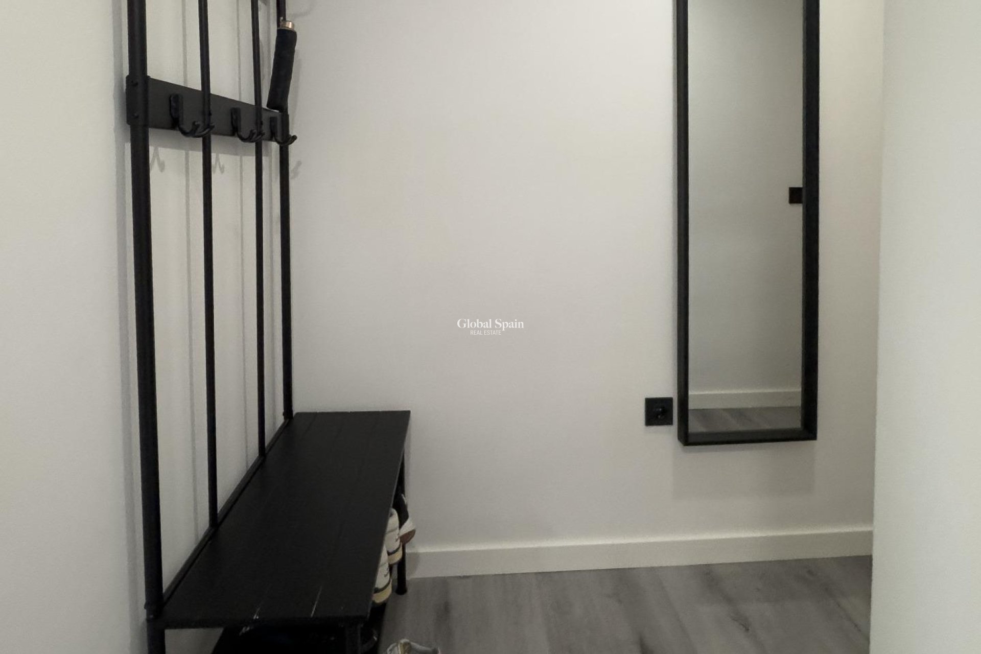 Venta - APARTAMENTO -
TORREVIEJA - Center