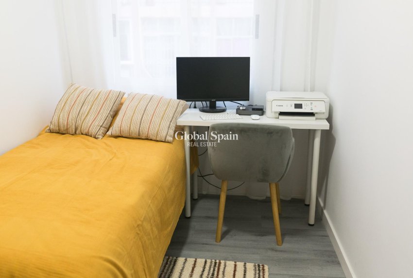 Venta - APARTAMENTO -
TORREVIEJA - Center