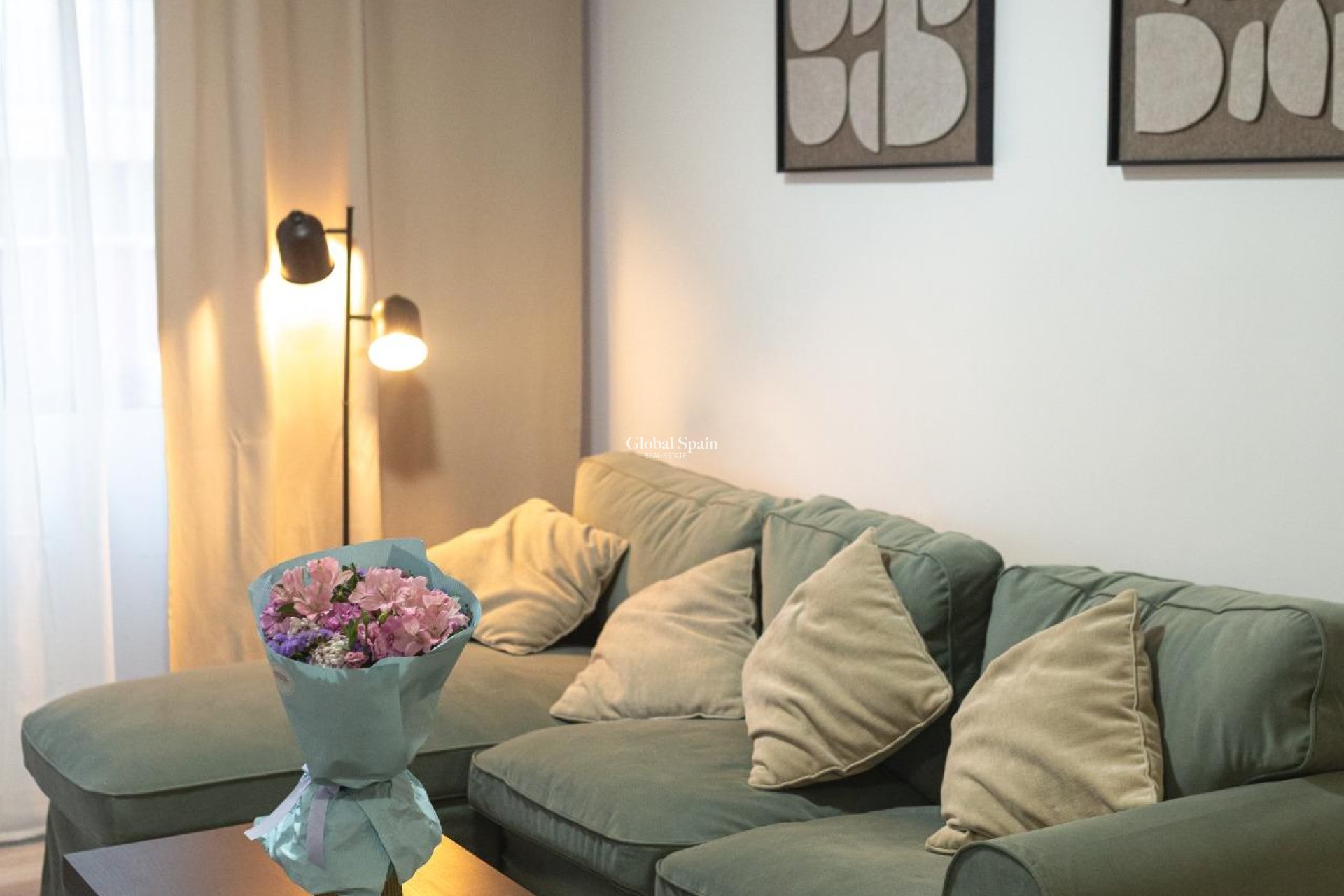 Venta - APARTAMENTO -
TORREVIEJA - Center