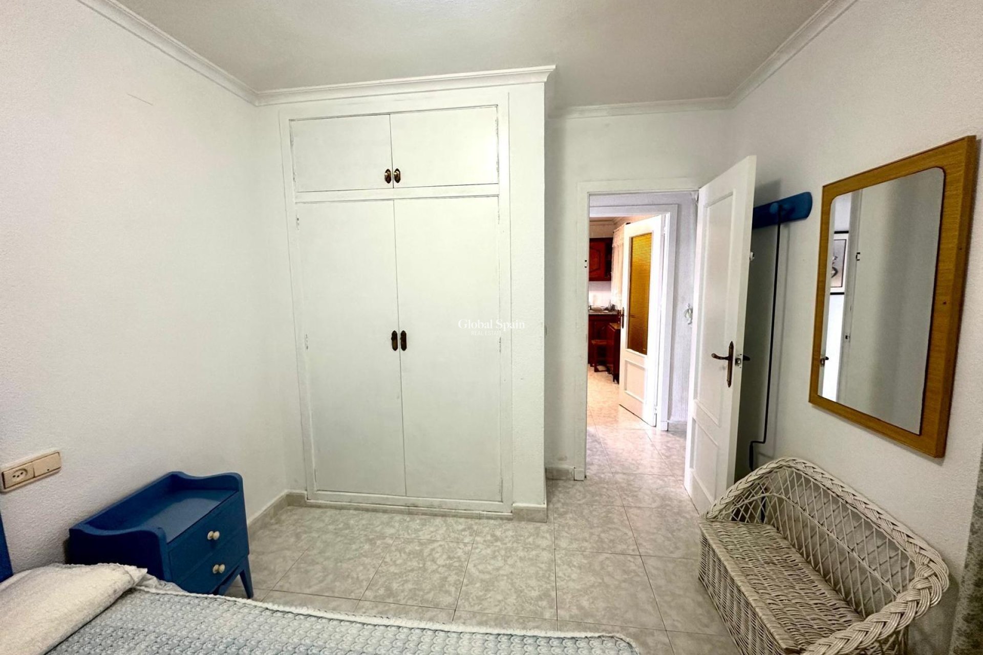 Venta - APARTAMENTO -
TORREVIEJA - Center
