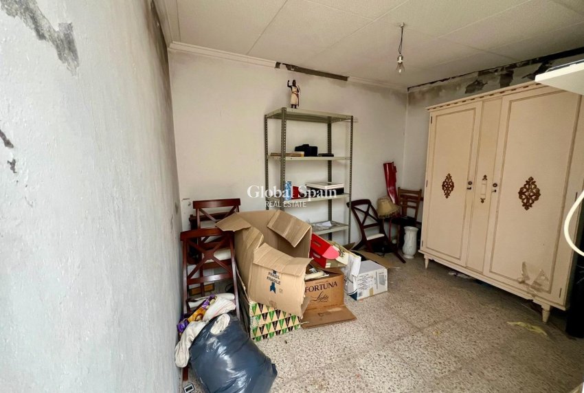 Venta - APARTAMENTO -
TORREVIEJA - Center