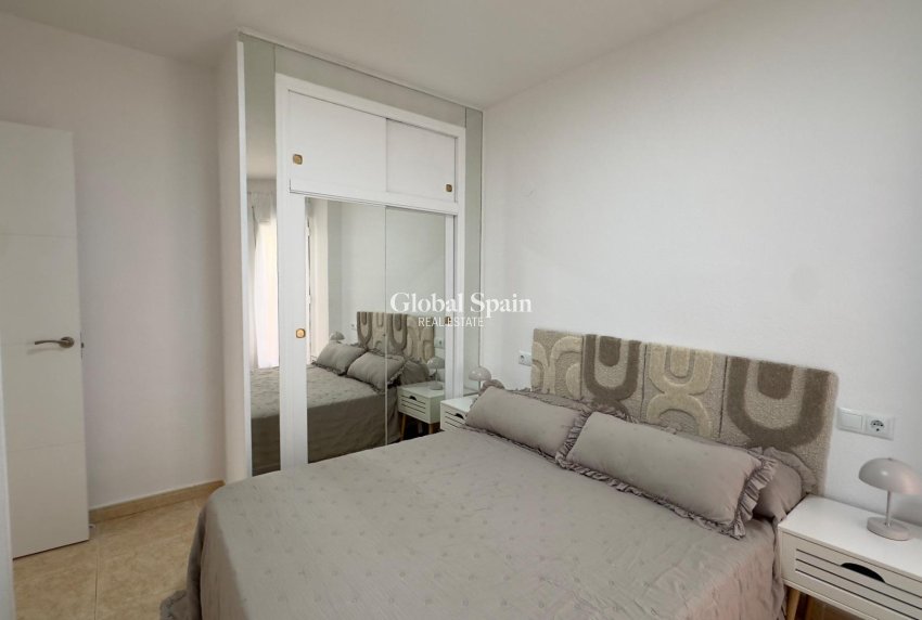 Venta - APARTAMENTO -
TORREVIEJA - Center