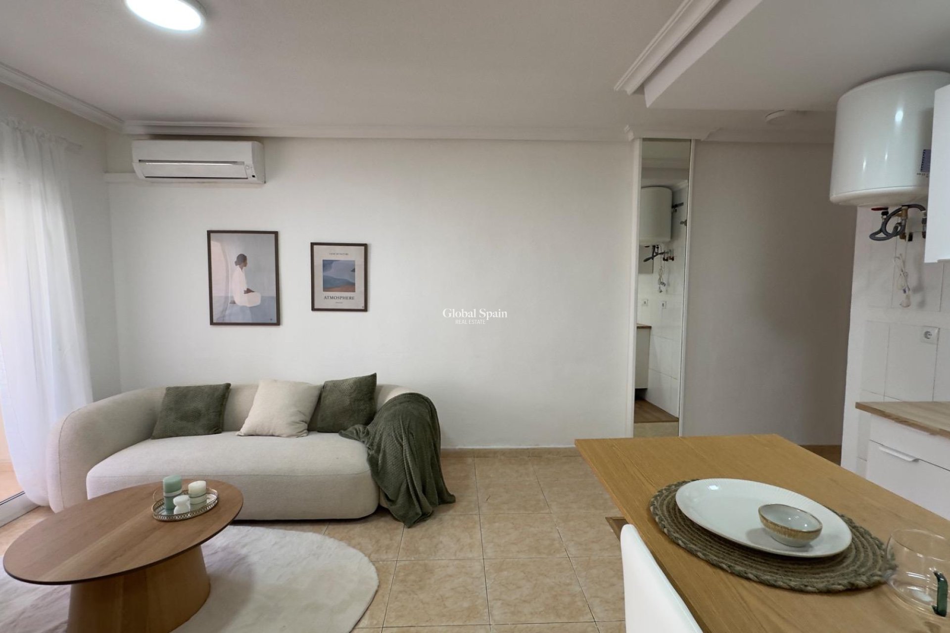Venta - APARTAMENTO -
TORREVIEJA - Center