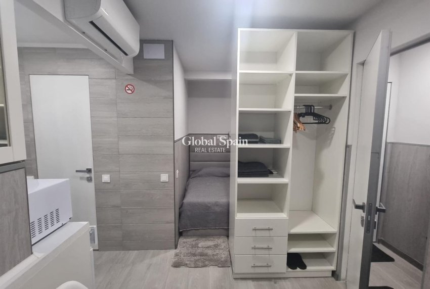 Venta - APARTAMENTO -
TORREVIEJA - Center