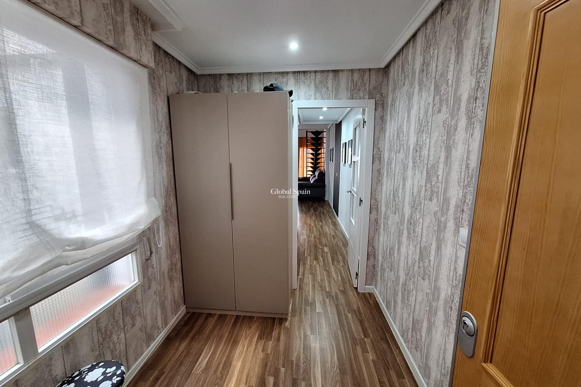 Venta - APARTAMENTO -
TORREVIEJA - Center