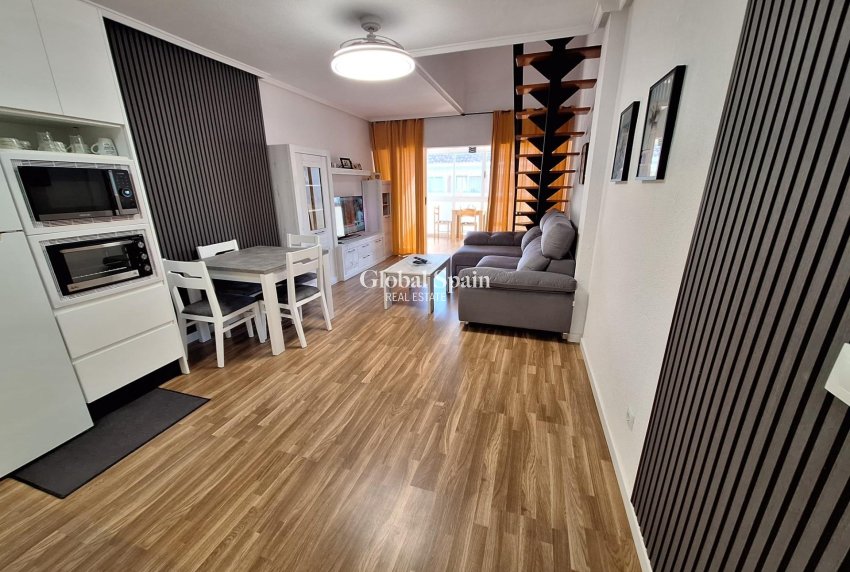 Venta - APARTAMENTO -
TORREVIEJA - Center