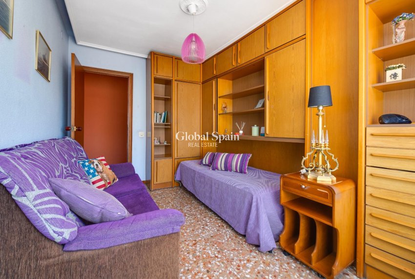 Venta - APARTAMENTO -
TORREVIEJA - Center