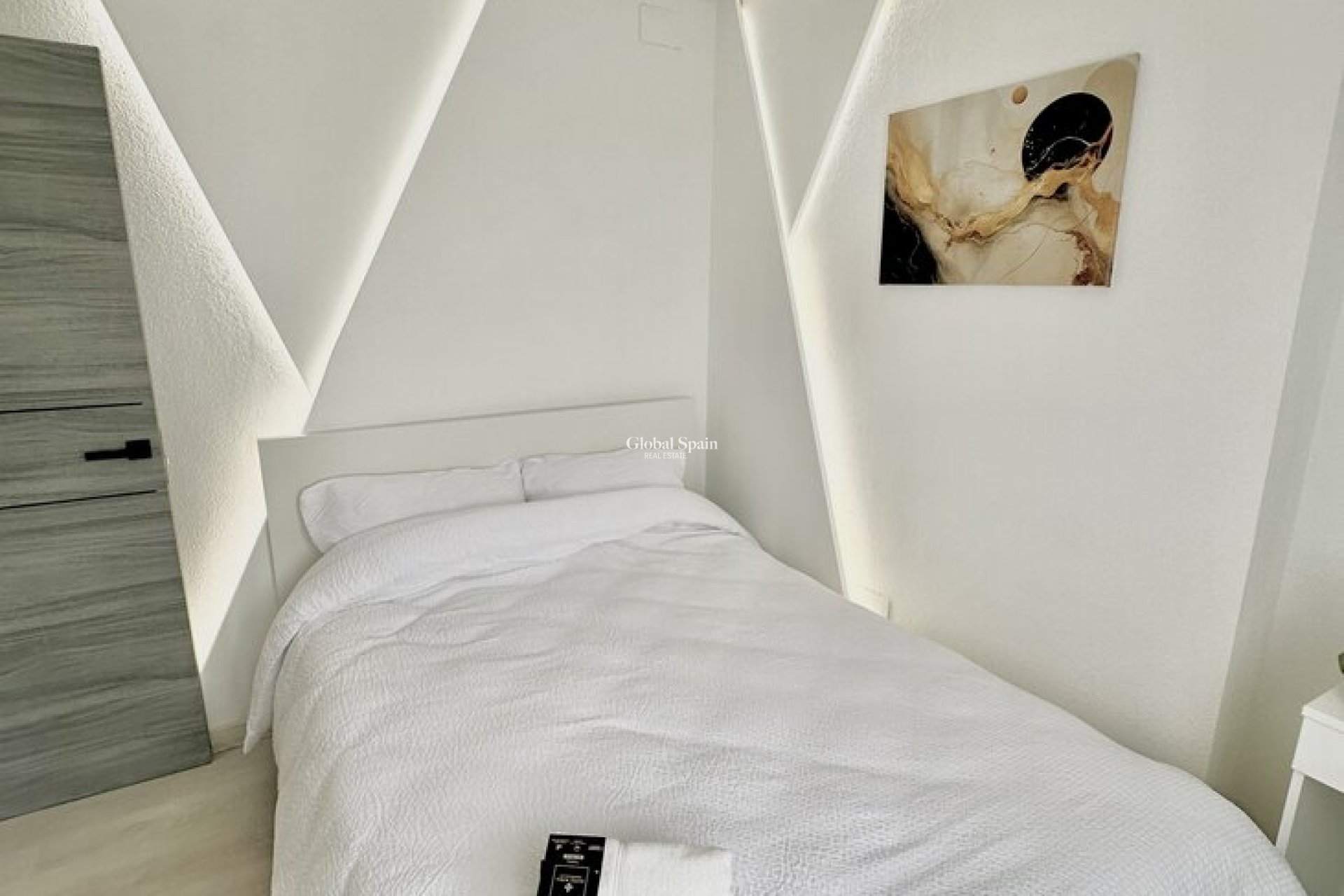 Venta - APARTAMENTO -
TORREVIEJA - Center