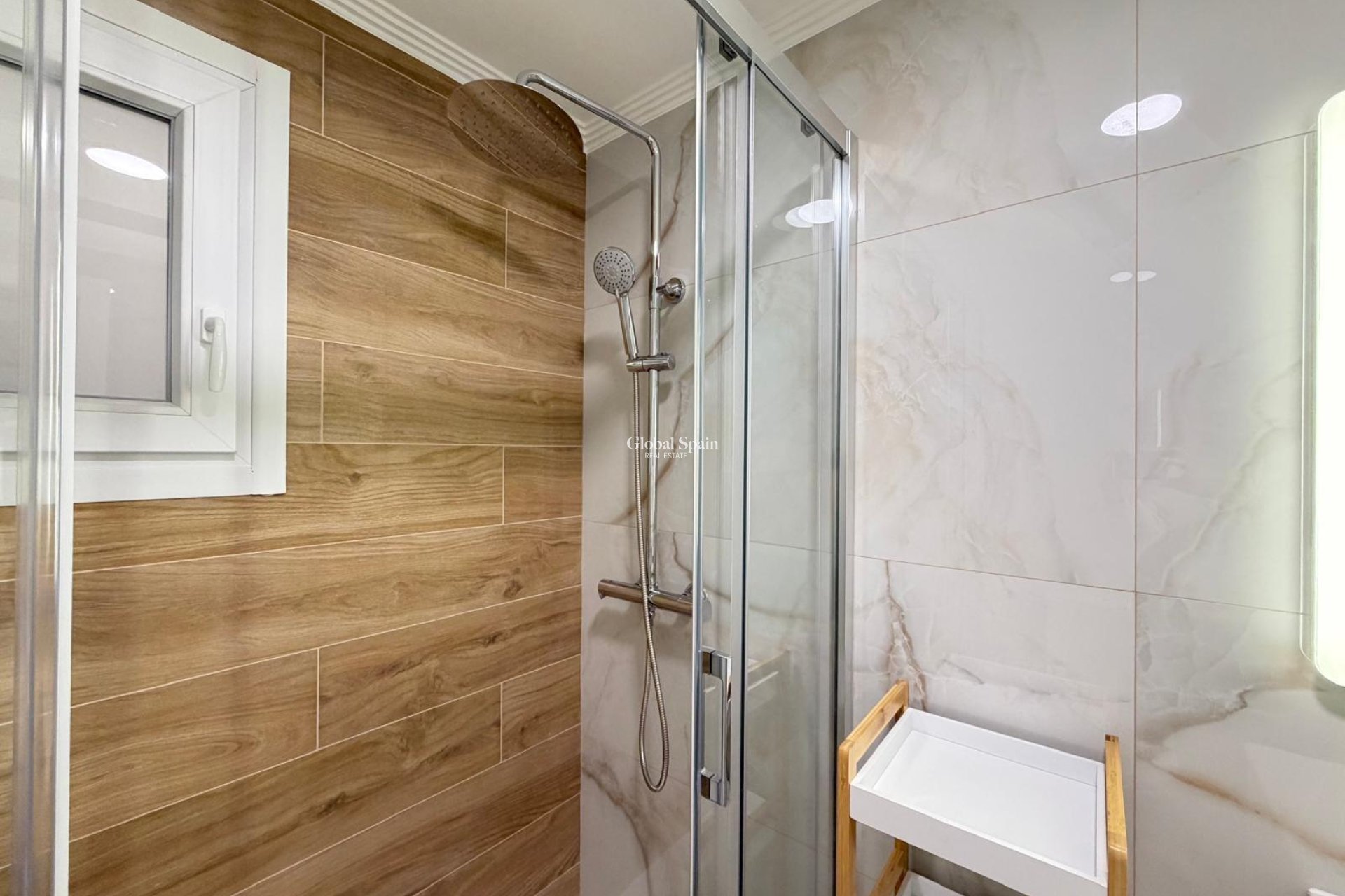 Venta - APARTAMENTO -
TORREVIEJA - Center