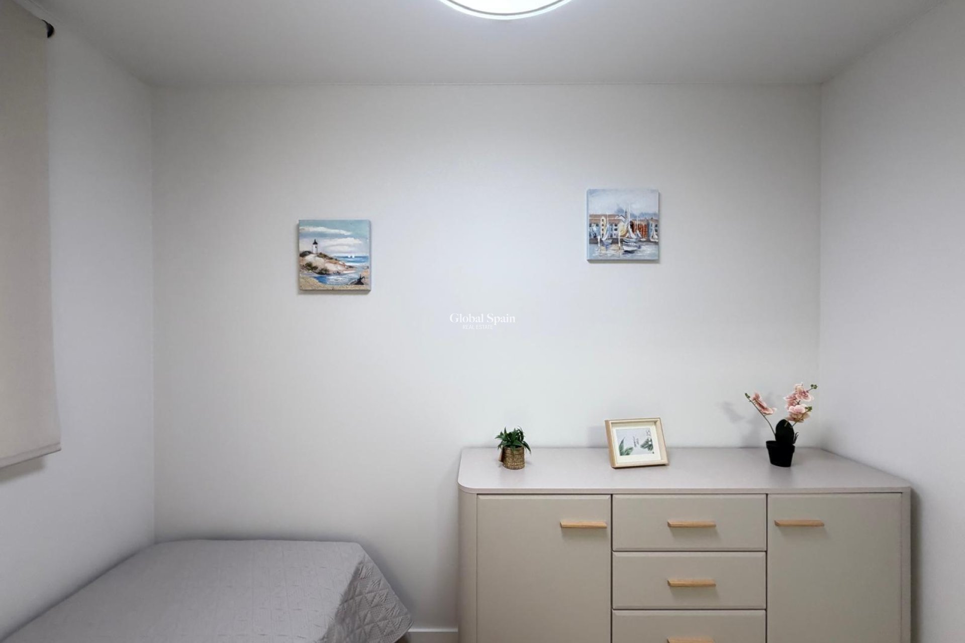 Venta - APARTAMENTO -
TORREVIEJA - Center